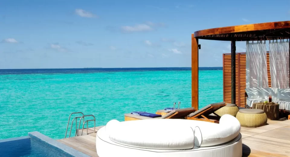 outdoor furniture hotel maldives